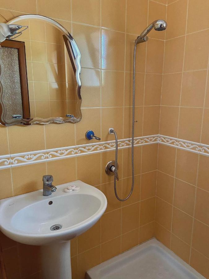 Maria Rentals Radhimë Екстериор снимка
